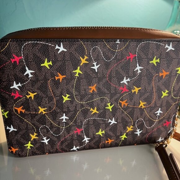 Michael Kors Jet Set Crossbody Airplane Print Brown Multi Crossbody Bag - Picture 4 of 5